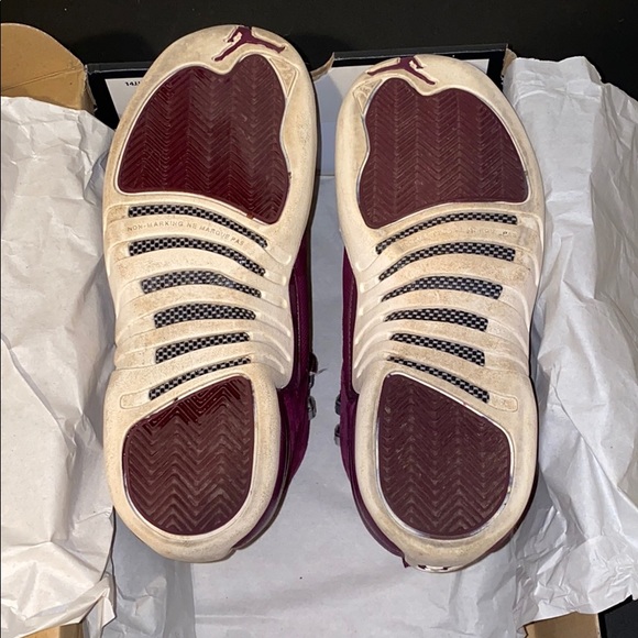 🔥Jordan retro 12 “Bordeaux” size 5Y - Picture 6 of 9
